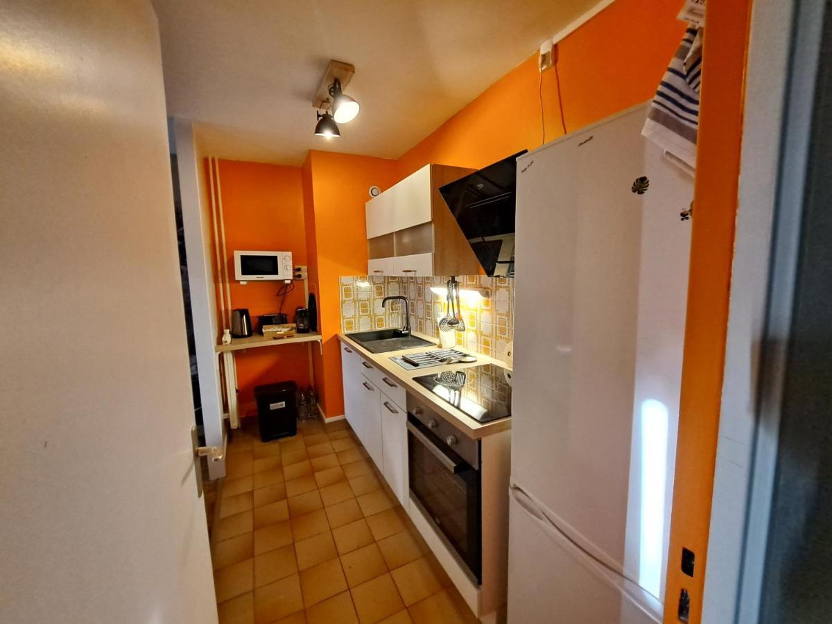 Sous Les Etoiles - Dans Le Plus Haut Gratte-Ciel Avec Garage Prive Rouen Exterior photo